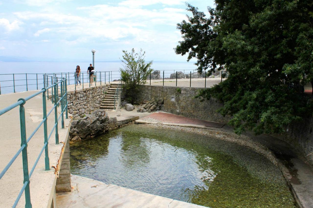 Apartments With A Parking Space Lovran, Opatija - 7869 ภายนอก รูปภาพ
